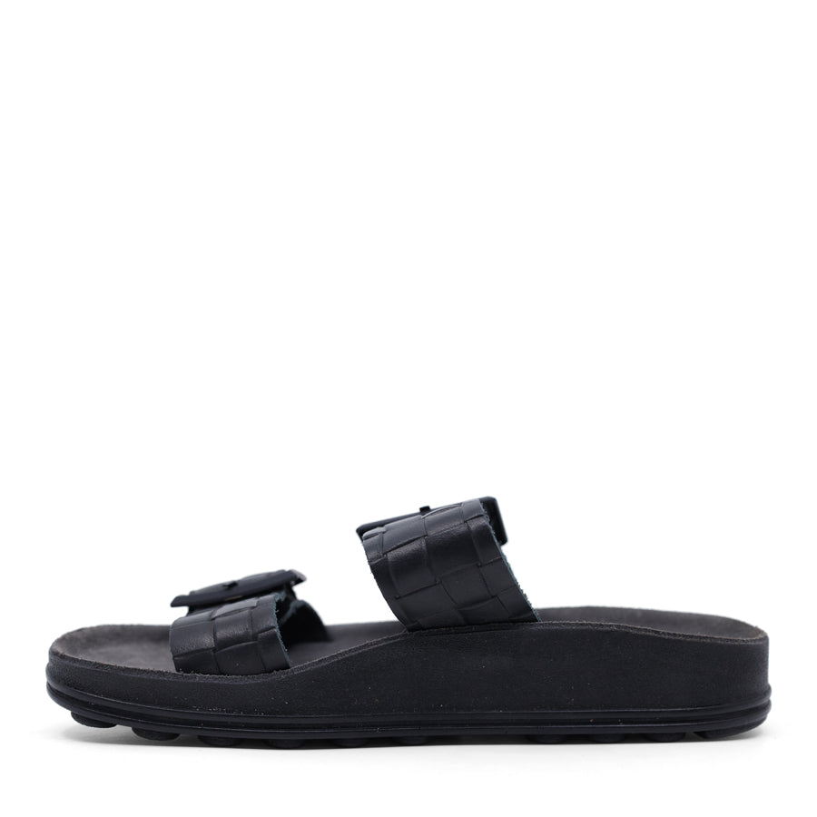 FANTASY SANDALS TAYLOR FLAT SANDALS