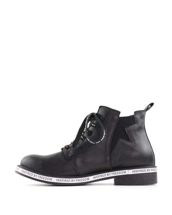 BUENO FREEDOM ANKLE BOOTS