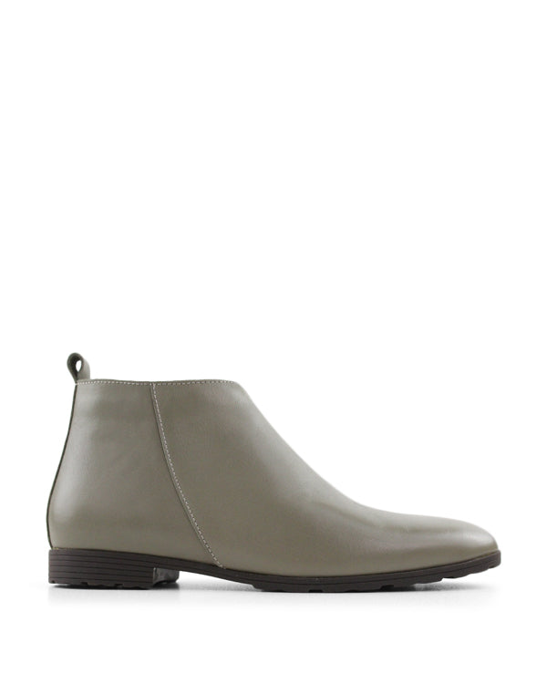 BUENO OTTER ANKLE BOOTS