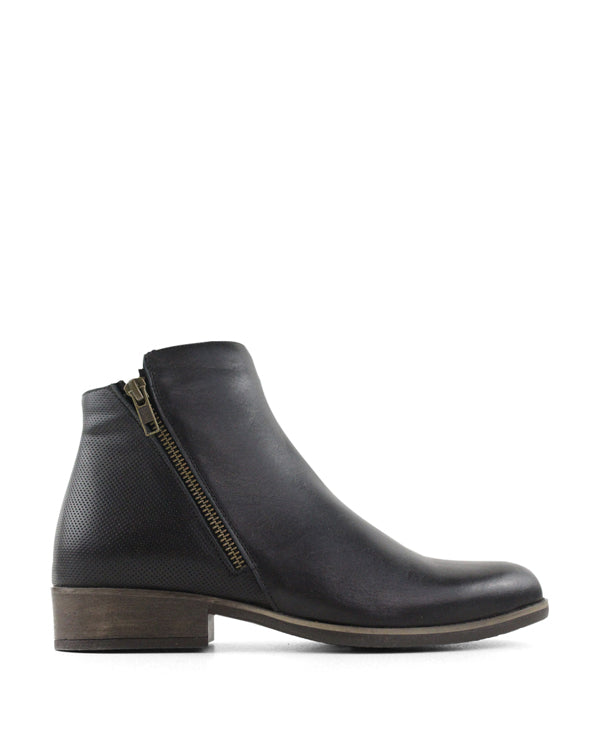BUENO TRISTEN ANKLE BOOTS