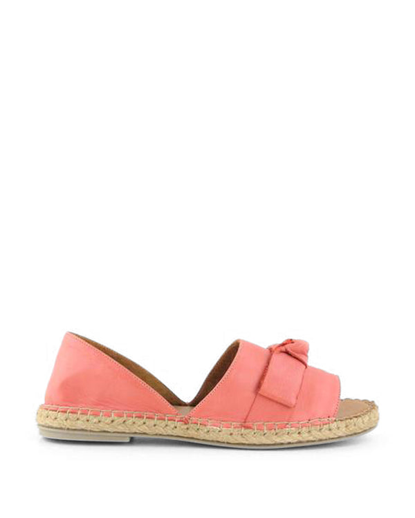 Women's Espadrille Flats in light yellow from the side