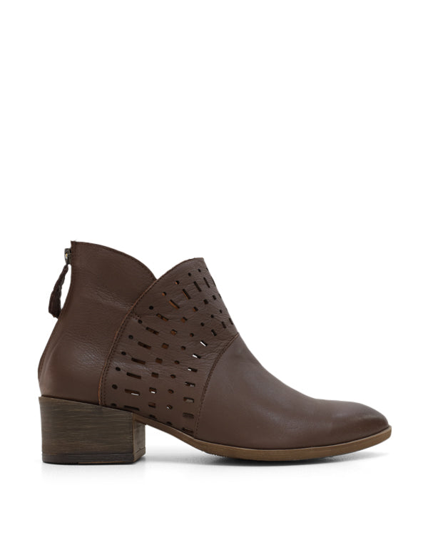 Side view brown ankle boot with cut out detail