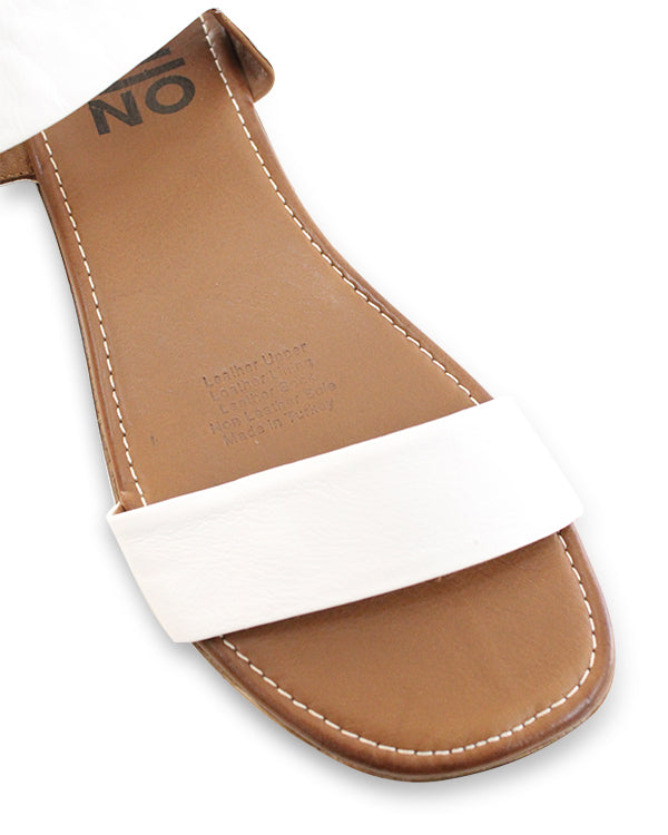 Buy CARMELLETES Leather Flat Sandals 2024 Online | ZALORA Philippines